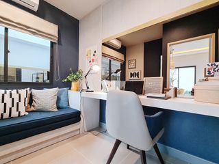 Casa adosada en venta de 2 habitaciones en Bang Sao Thong, Samut Prakan