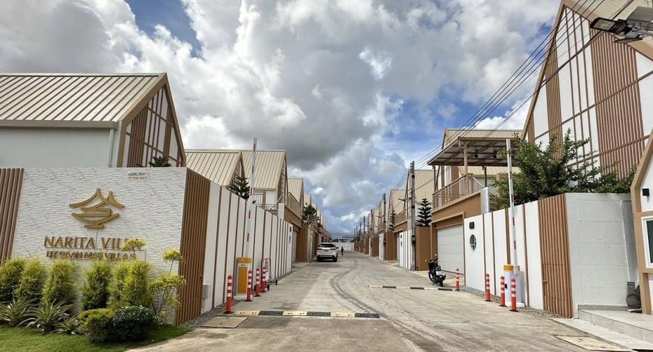 For sale 3 bedrooms house in Bang Lamung, Chonburi