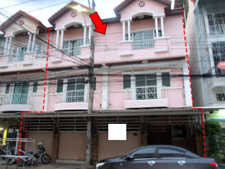 À vendre 1 chambre maison de ville à Bang Bon, Bangkok