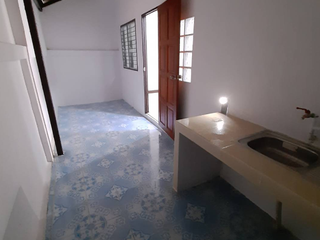 Casa adosada en venta de 2 habitaciones en Pluak Daeng, Rayong