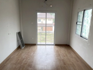 出售 3 卧室 独立屋 在 Ban Bueng, Chon Buri