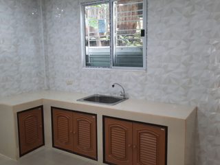 Casa adosada en venta de 4 habitaciones en Pak Kret, Nonthaburi
