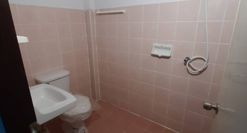 For sale 20 bedrooms retail Space in Pluak Daeng, Rayong