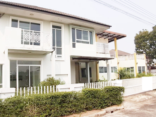 For sale 3 bedrooms house in Mueang Chiang Rai, Chiang Rai