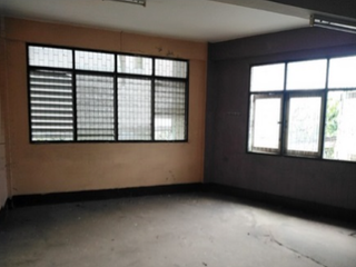 Local comercial en venta de 1 habitaciones en Khlong San, Bangkok