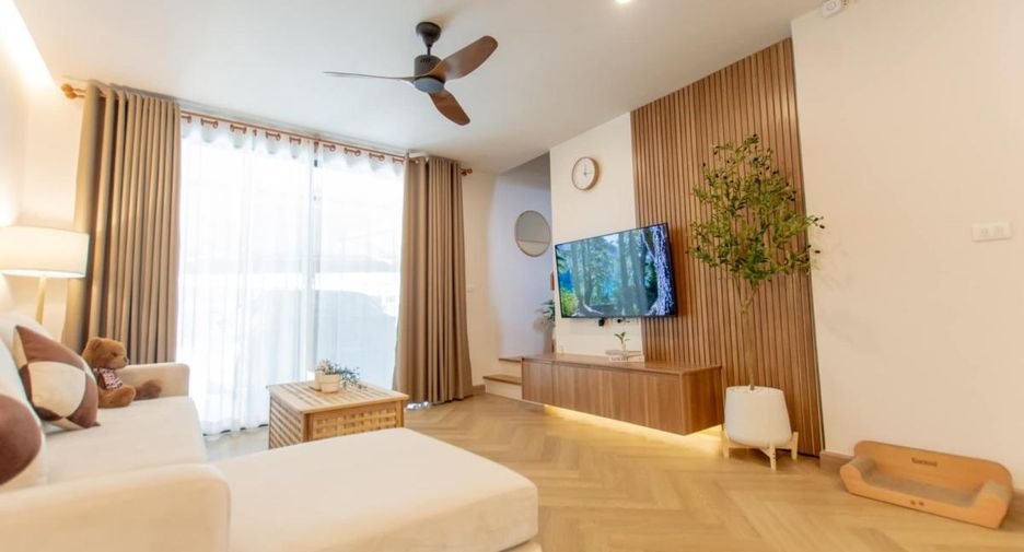 Casa adosada en venta de 3 habitaciones en Khan Na Yao, Bangkok