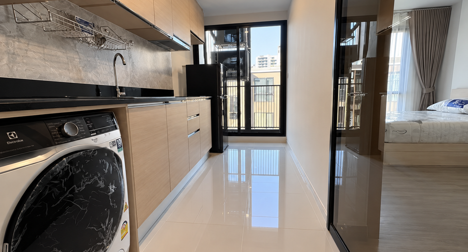 For rent 1 bed condo in Yan Nawa, Bangkok
