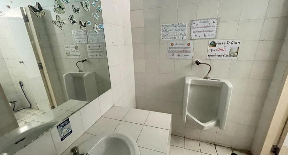 Gewerbefläche zur Miete mit 10 Zimmer in Bang Lamung, Chonburi