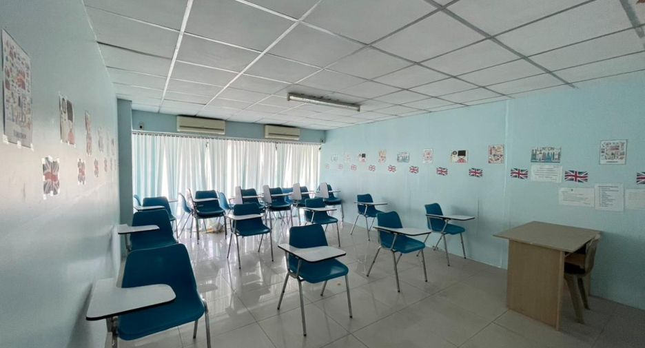 Gewerbefläche zur Miete mit 10 Zimmer in Bang Lamung, Chonburi