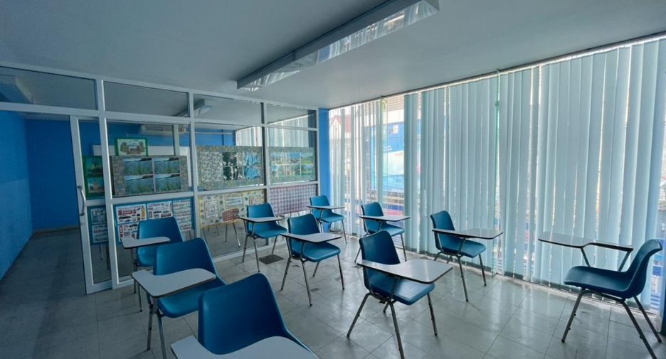 Gewerbefläche zur Miete mit 10 Zimmer in Bang Lamung, Chonburi