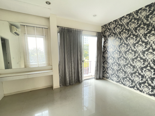 For sale 2 ベッドルーム townhouse in Cha Am, Phetchaburi