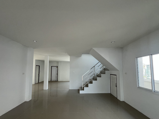 Продажа 3 спальни дом в Mueang Ratchaburi, Ратбури