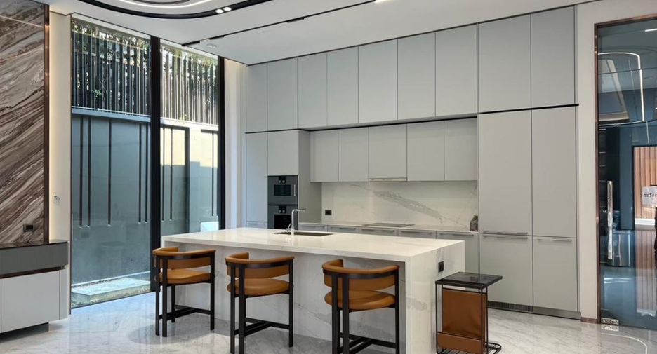 Casa en venta de 5 habitaciones en Bueng Kum, Bangkok