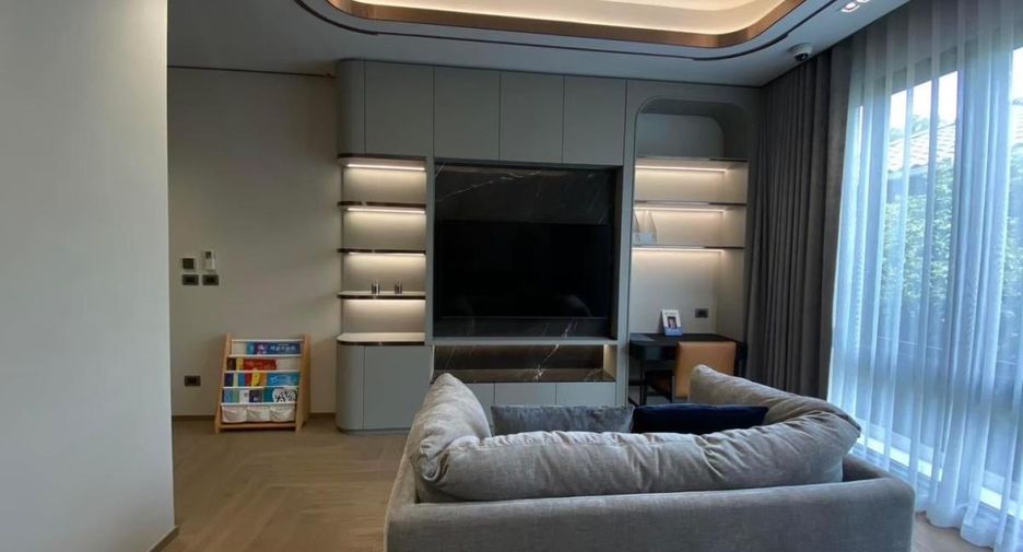 Casa en venta de 5 habitaciones en Bueng Kum, Bangkok