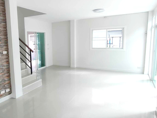 For sale 3 bedrooms house in Mueang Chiang Rai, Chiang Rai
