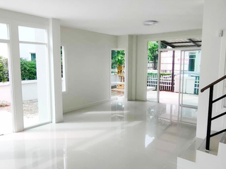 For sale 3 bedrooms house in Mueang Chiang Rai, Chiang Rai
