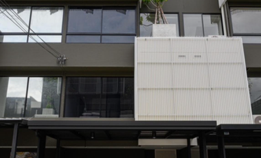 For rent 3 bedrooms townhouse in Rat Burana, Bangkok