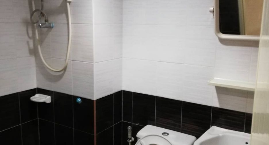 Apartamento en venta de 11 habitaciones en Mueang Chon Buri, Chonburi
