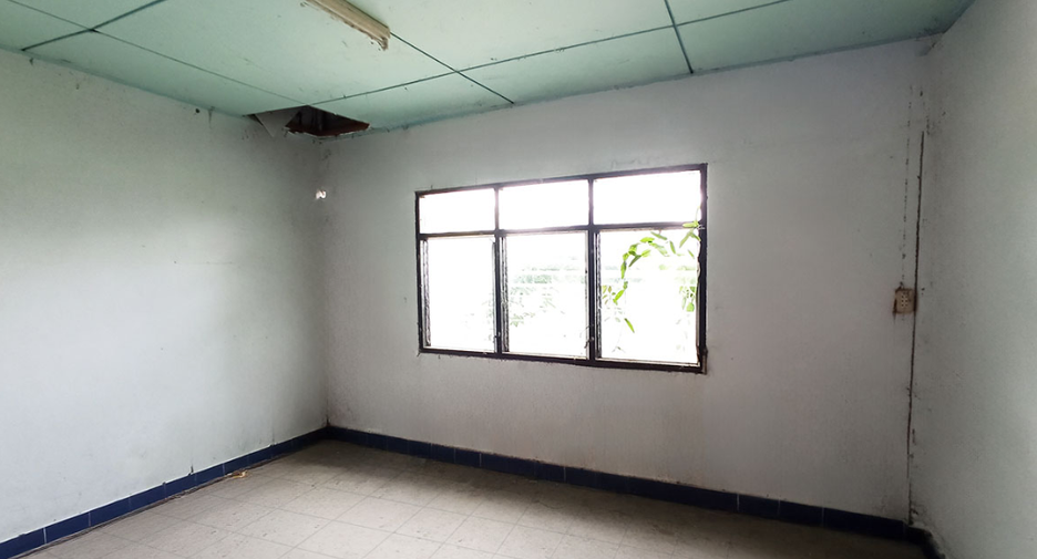 Casa en venta de 4 habitaciones en Bo Phloi, Kanchanaburi