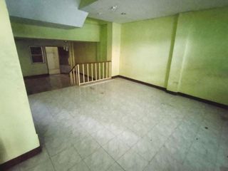 For sale 4 ベッドルーム townhouse in Bang Lamung, Chonburi