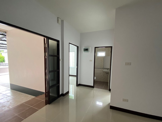Casa adosada en venta de 2 habitaciones en Mueang Rayong, Rayong
