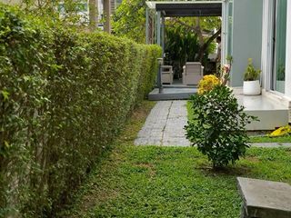 À louer 4 chambres maison à Mueang Samut Prakan, Samut Prakan