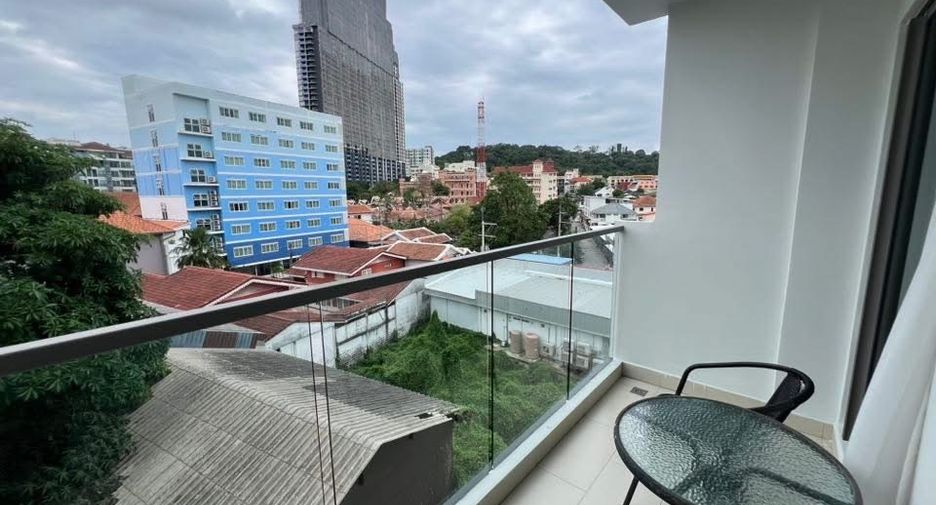 À louer 2 chambres condo à Bang Lamung, Chonburi