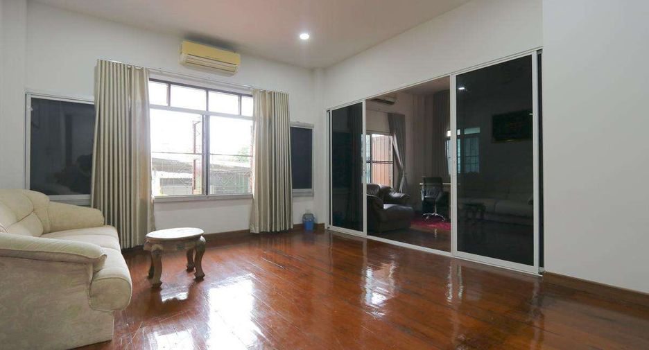 Haus zur Miete mit 3 Zimmer in Mueang Chiang Mai, Chiang Mai