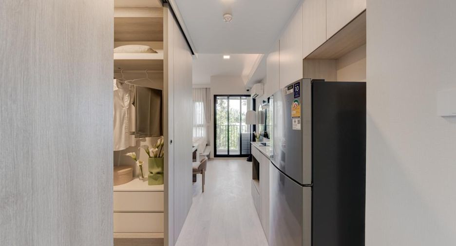 For sale 1 bed condo in Huai Khwang, Bangkok