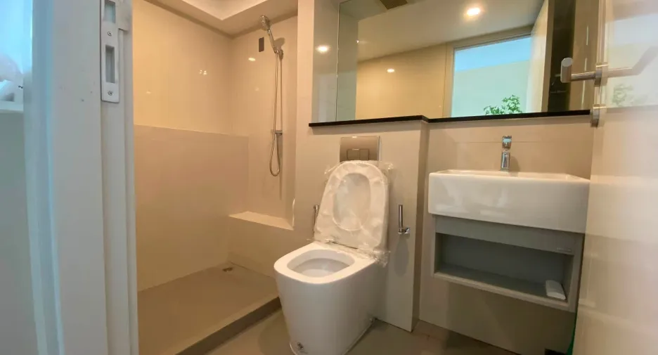 Wohnung zur Miete mit 2 Zimmer in Sathon, Bangkok