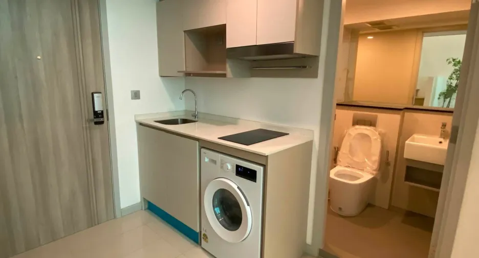 Wohnung zur Miete mit 2 Zimmer in Sathon, Bangkok