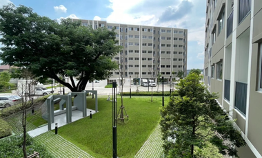 For sale 1 bed condo in Mueang Pathum Thani, Pathum Thani