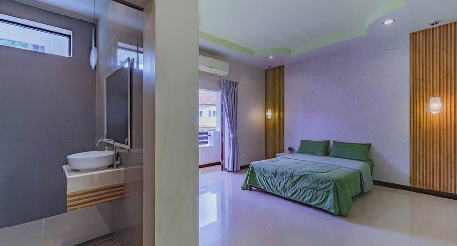 Haus zur Miete mit 5 Zimmer in Kathu, Phuket