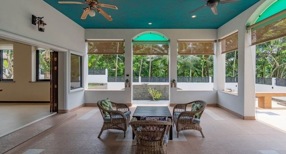 Haus zur Miete mit 5 Zimmer in Kathu, Phuket