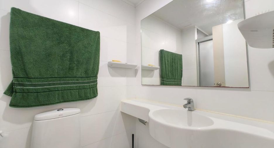 For sale 1 bed condo 