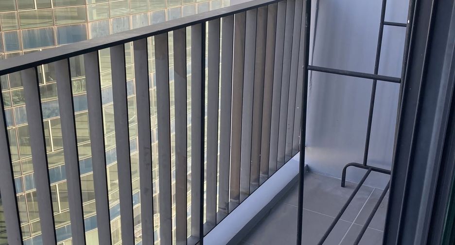 For rent 1 bed condo in Phaya Thai, Bangkok