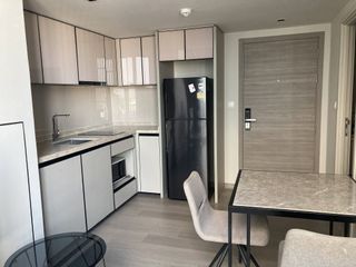 For rent 1 bed condo in Phaya Thai, Bangkok