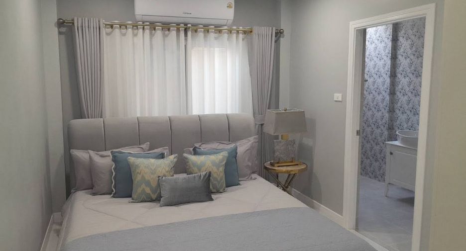 For sale 4 ベッドルーム house in Bang Lamung, Chonburi