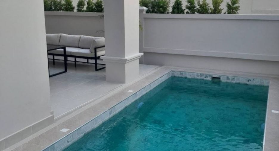 For sale 4 ベッドルーム house in Bang Lamung, Chonburi