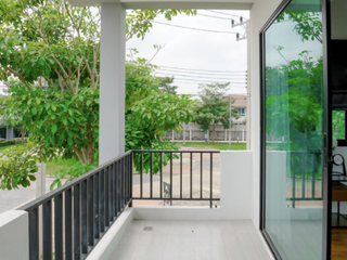 出售 3 卧室 独立屋 在 Lam Luk Ka, Pathum Thani