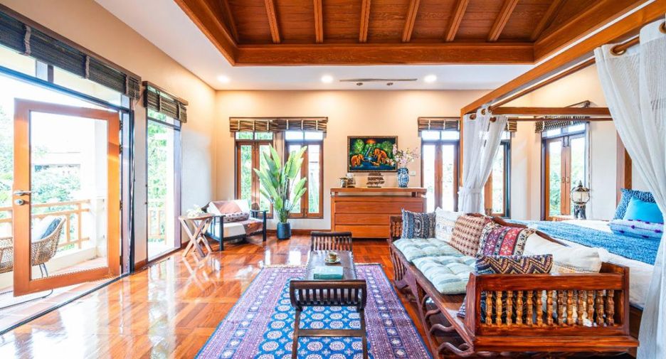 For sale 3 bedrooms villa in Jomtien, Pattaya