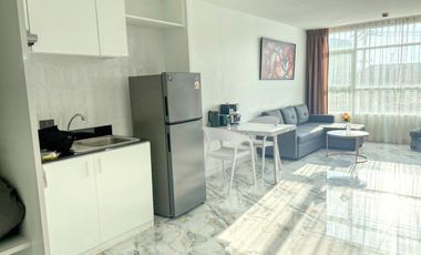 Condo en alquiler de 2 habitaciones en Bang Lamung, Chonburi