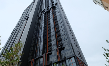 Продажа 1 кровать кондо в Пхра Кханонг, Бангкок