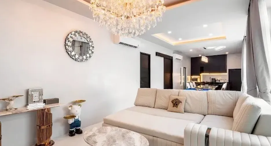 Villa en alquiler de 5 habitaciones en Kathu, Phuket