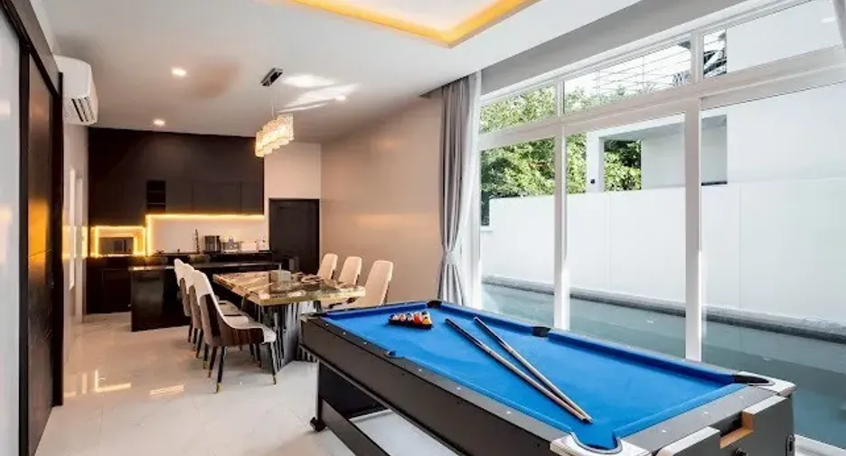 Villa en alquiler de 5 habitaciones en Kathu, Phuket