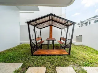 Villa en alquiler de 5 habitaciones en Kathu, Phuket