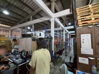 Lagerhaus zur Miete in Huai Khwang, Bangkok