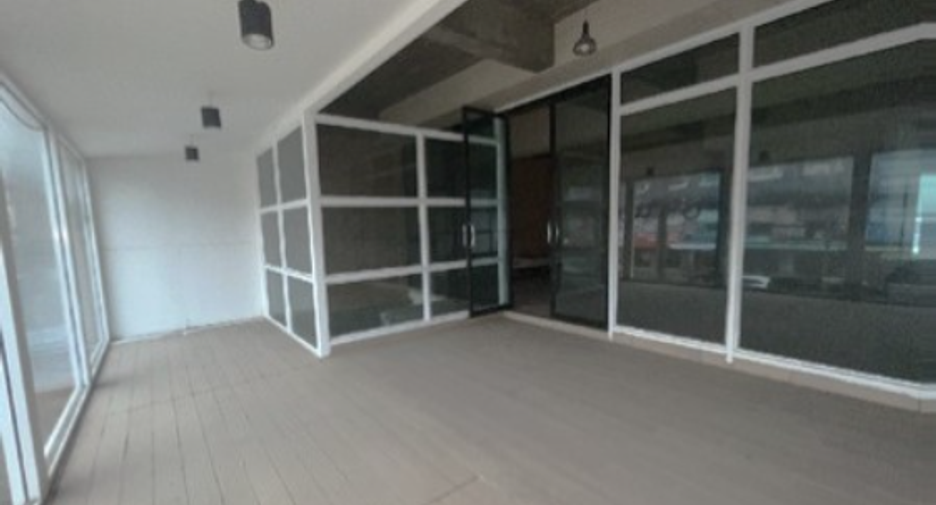 ขาย 9 ห้องนอน พื้นที่ค้าปลีก ใน เมืองสุราษฎร์ธานี, สุราษฎร์ธานี