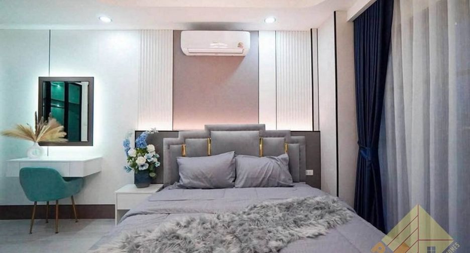 À vendre 4 chambres maison à Bang Lamung, Chonburi