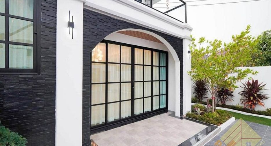À vendre 4 chambres maison à Bang Lamung, Chonburi